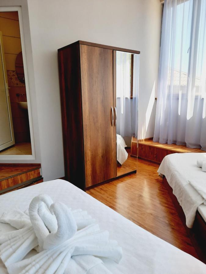 Inaisi Hotel 쿠타이시 외부 사진