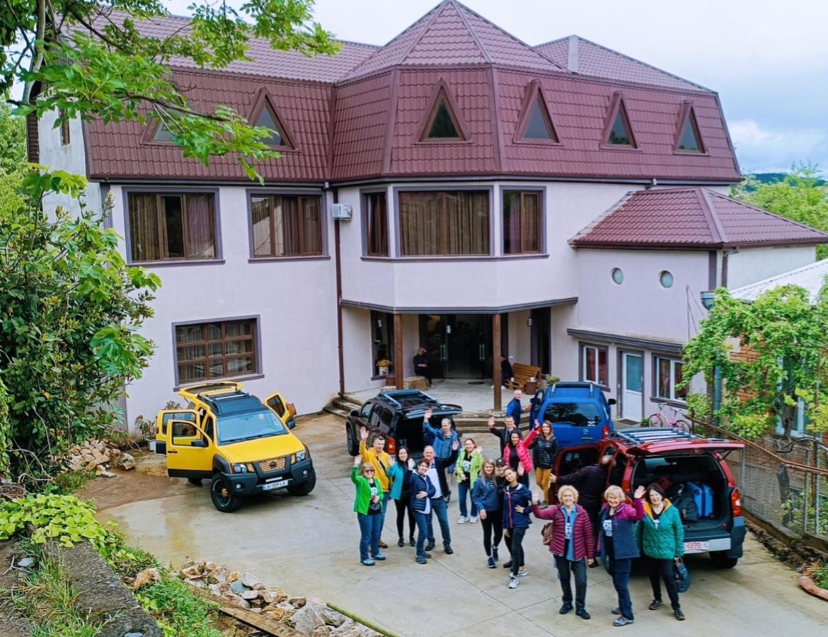 Inaisi Hotel 쿠타이시 외부 사진